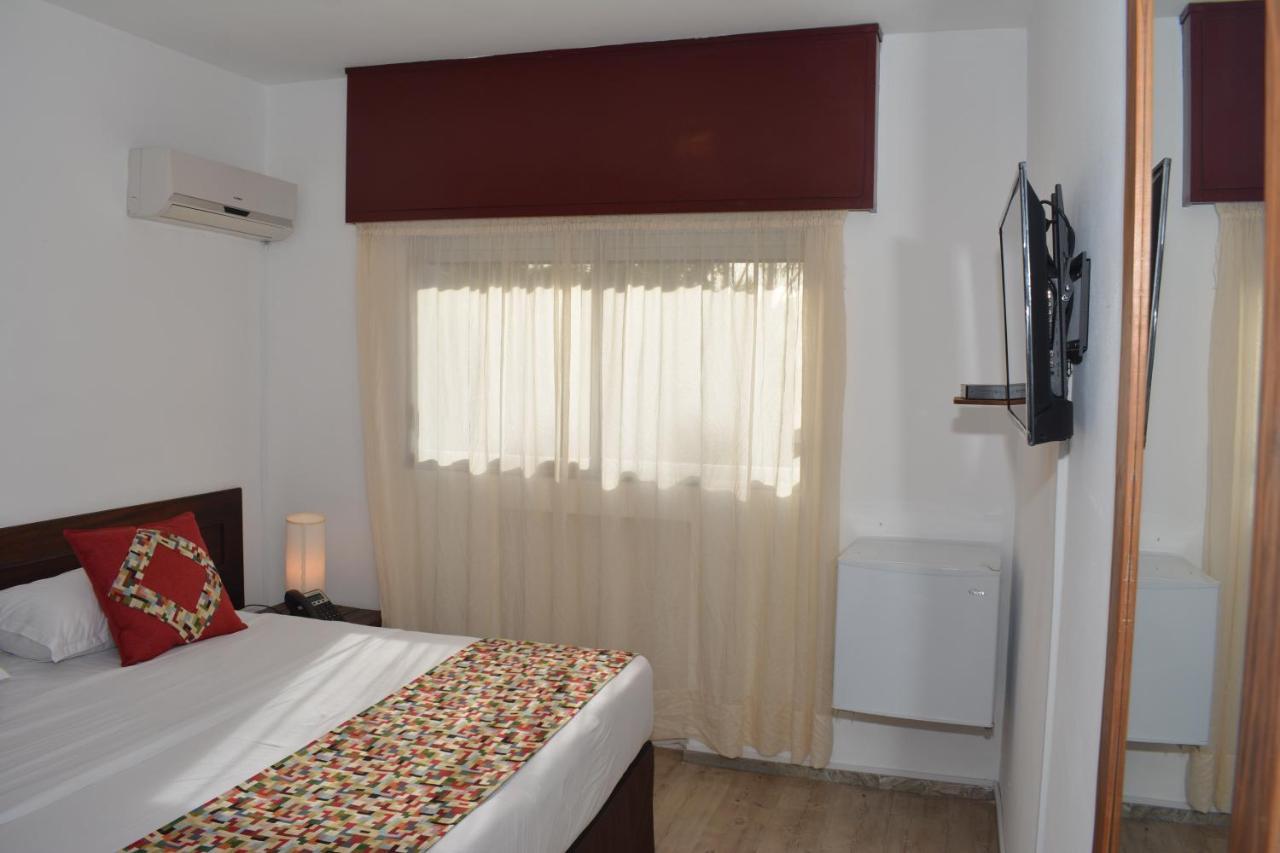 Hotel Express Maldonado Exteriör bild